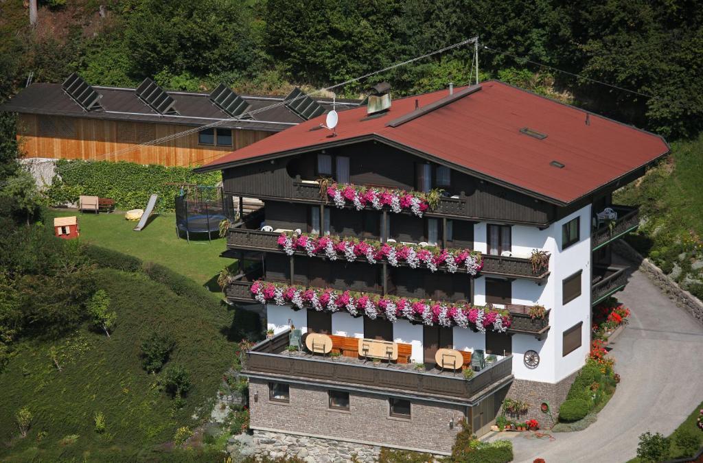Gastehaus Rieser Hotel Ried im Zillertal Exterior photo