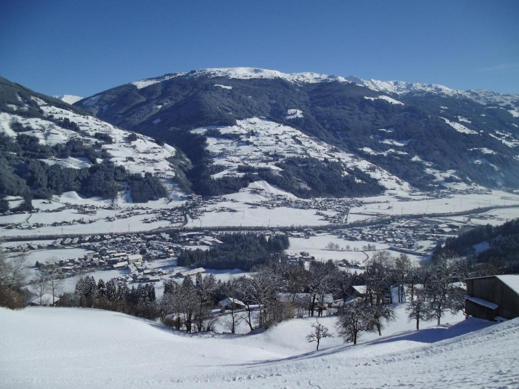 Gastehaus Rieser Hotel Ried im Zillertal Room photo