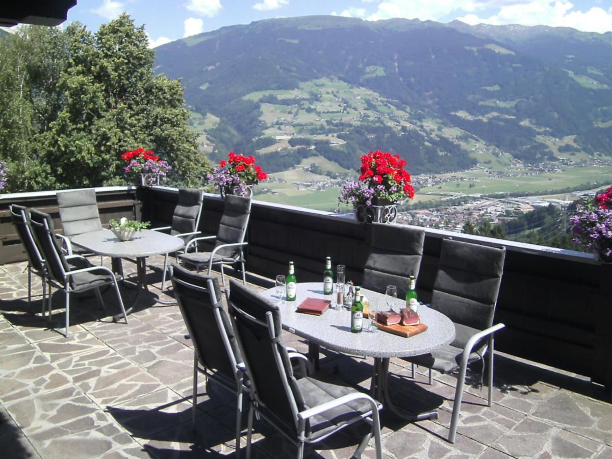 Gastehaus Rieser Hotel Ried im Zillertal Exterior photo